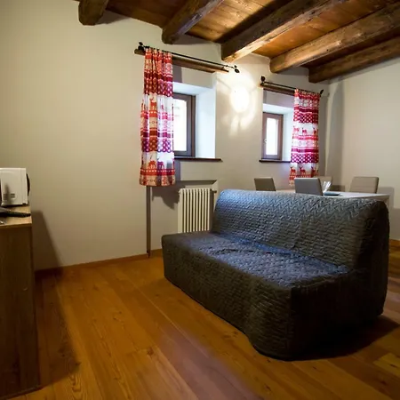 Nyaraló Della Fontana *